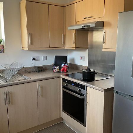 Simple 2-Bedroom 1.5 Bath Apartment In Thornhill Саутгемптон Екстер'єр фото